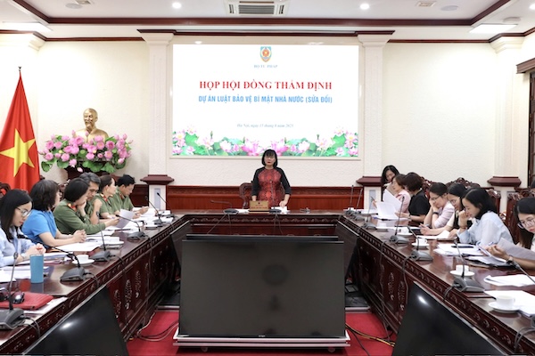 Hoàn thiện quy định về công tác bảo vệ bí mật nhà nước
